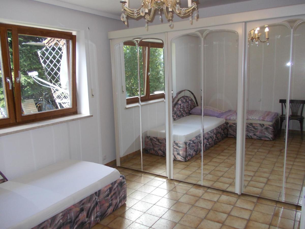 Xxl Apartment, 10 Beds, 4 Sleep-Rooms, 140Qm, 2 Wc, 2 Shower && บรุคมุห์ล ภายนอก รูปภาพ